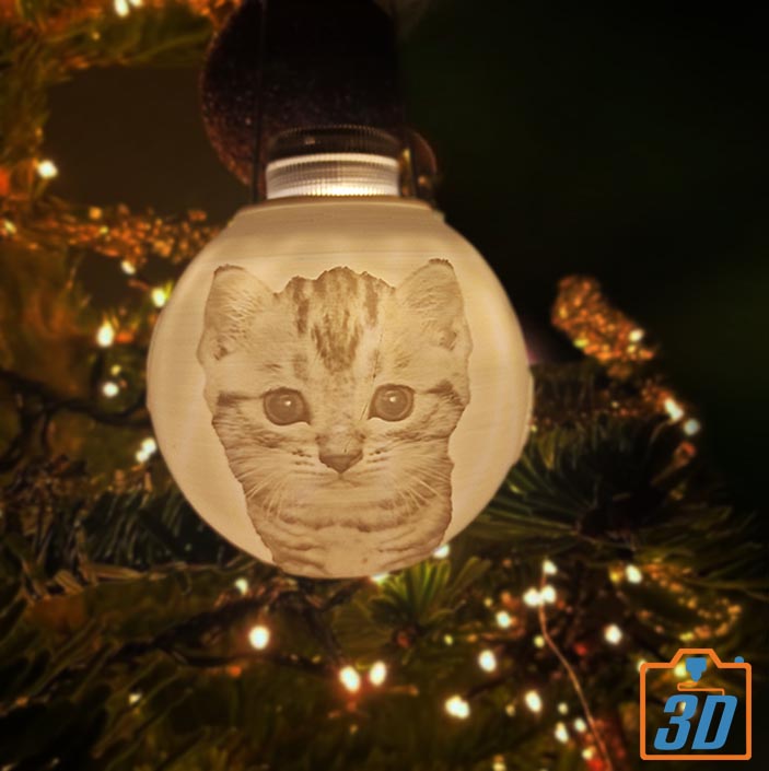 Foto kerstbal met lamp